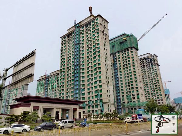 啄木鸟漆业集团 水包水 水包砂 保涂料 涂料品牌